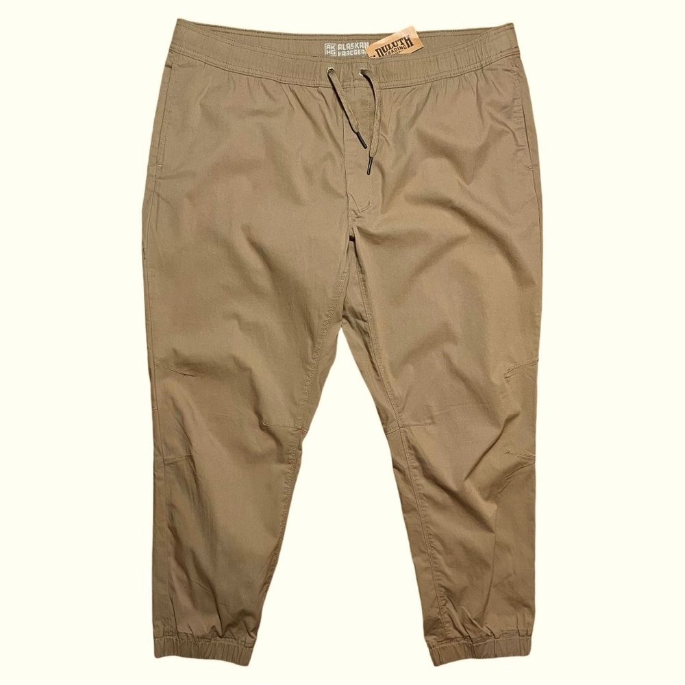 Duluth Trading Co Men’s AKHG Free Rein Standard Fit Tan Joggers NWT Sz 40 X 30